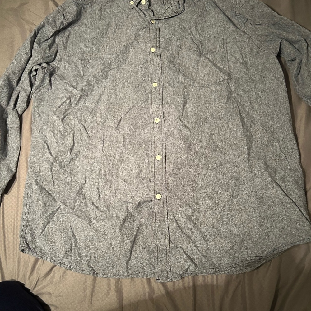 Falls Creek Men's Casual Gray Button Down Shirt